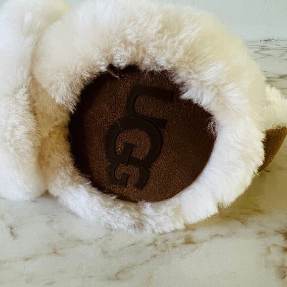UGG Chestnut Brown Beige Suede Fur Shearling Earmuffs - Picture 3 of 12